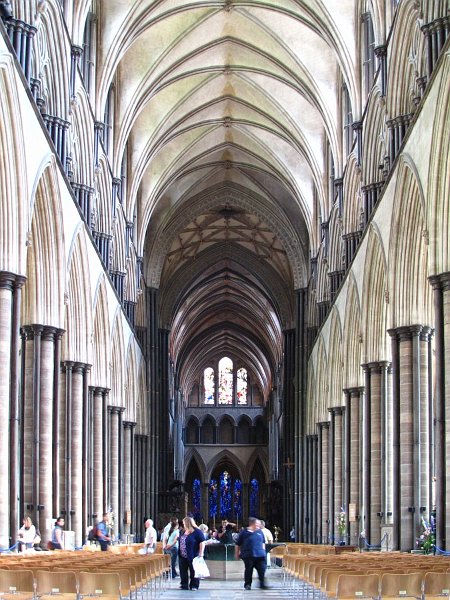 AS03.jpg - Salisbury Cathedral Ook hier weer een prachtige symmetrie in de bouwkunst.