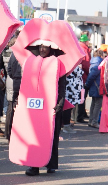 AG01.jpg - Een originele carnavalsverpakking. Goed belicht alleen jammer dat hij niet scherp is.