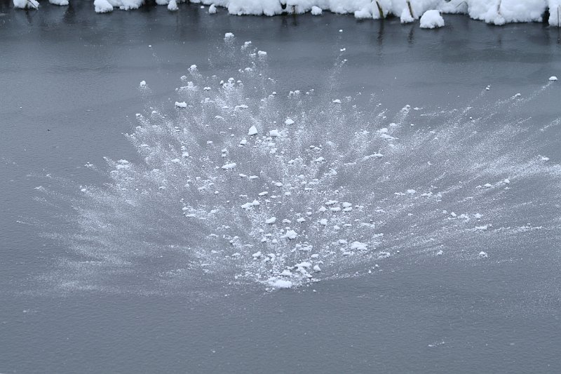 AK01.JPG - Mooi dat patroon van die uiteen gespatte sneeuwbrok.