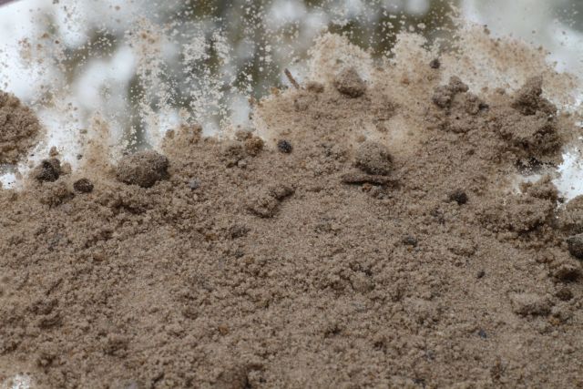 AF02.jpg - Een ongewoon beeld door het zand zo op een liggende spiegel te fotograferen. Goede belichting.